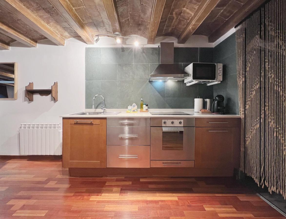 Stay U-Nique Apartments Placa Universitat Barcelona Bagian luar foto